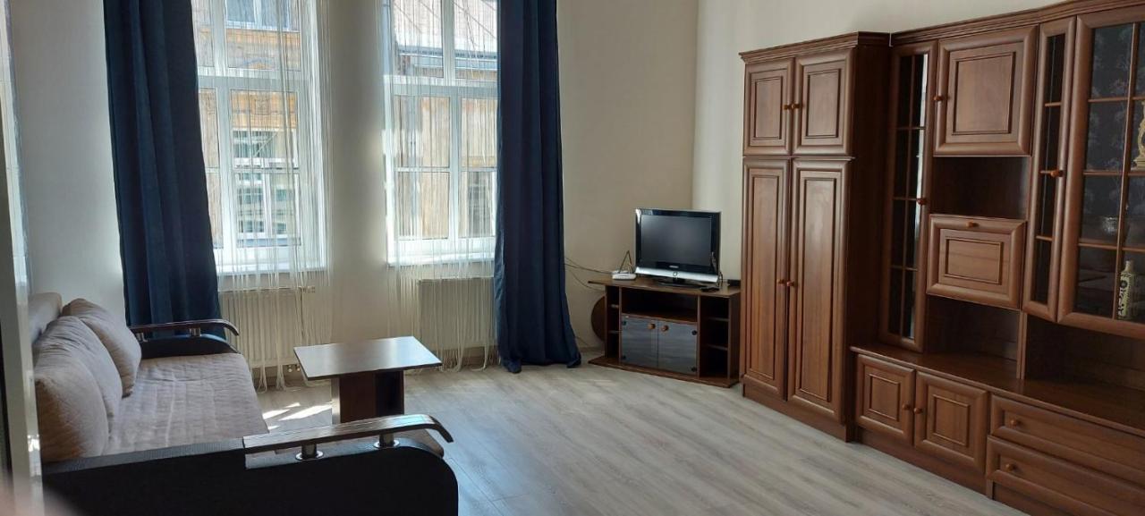 2 Bedroom Apartment On Tomashivskogo Street 7 Lemberg Exterior foto